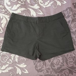 🆕️3/$50🍁Gap Khaki Shorts